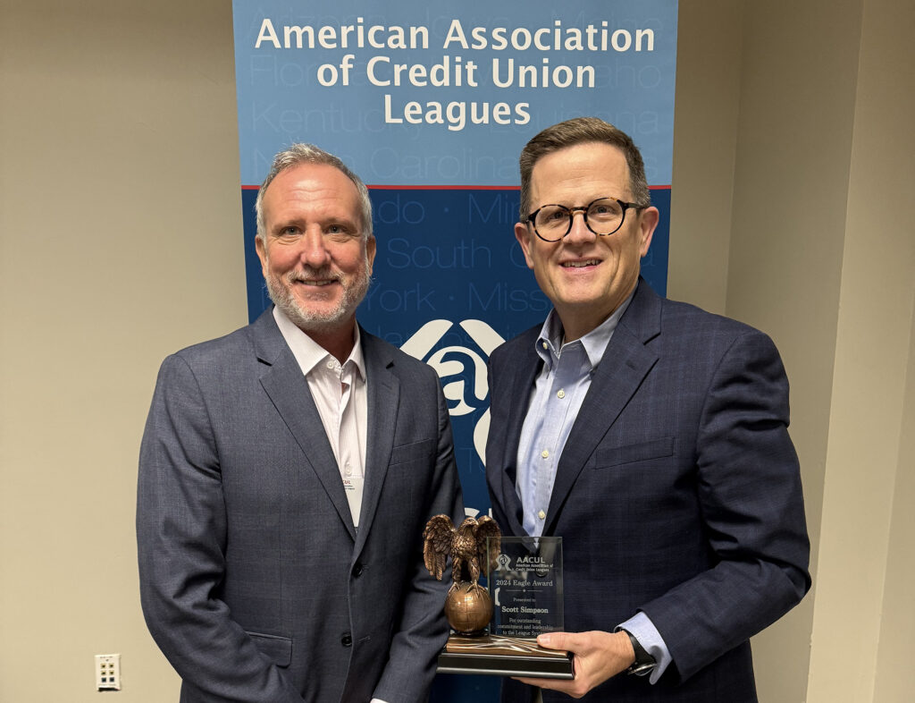 AACUL Recognizes Scott Simpson with ‘Eagle Award’